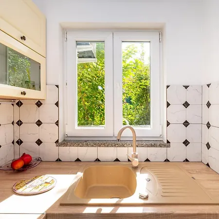 Ida Arts Apartment